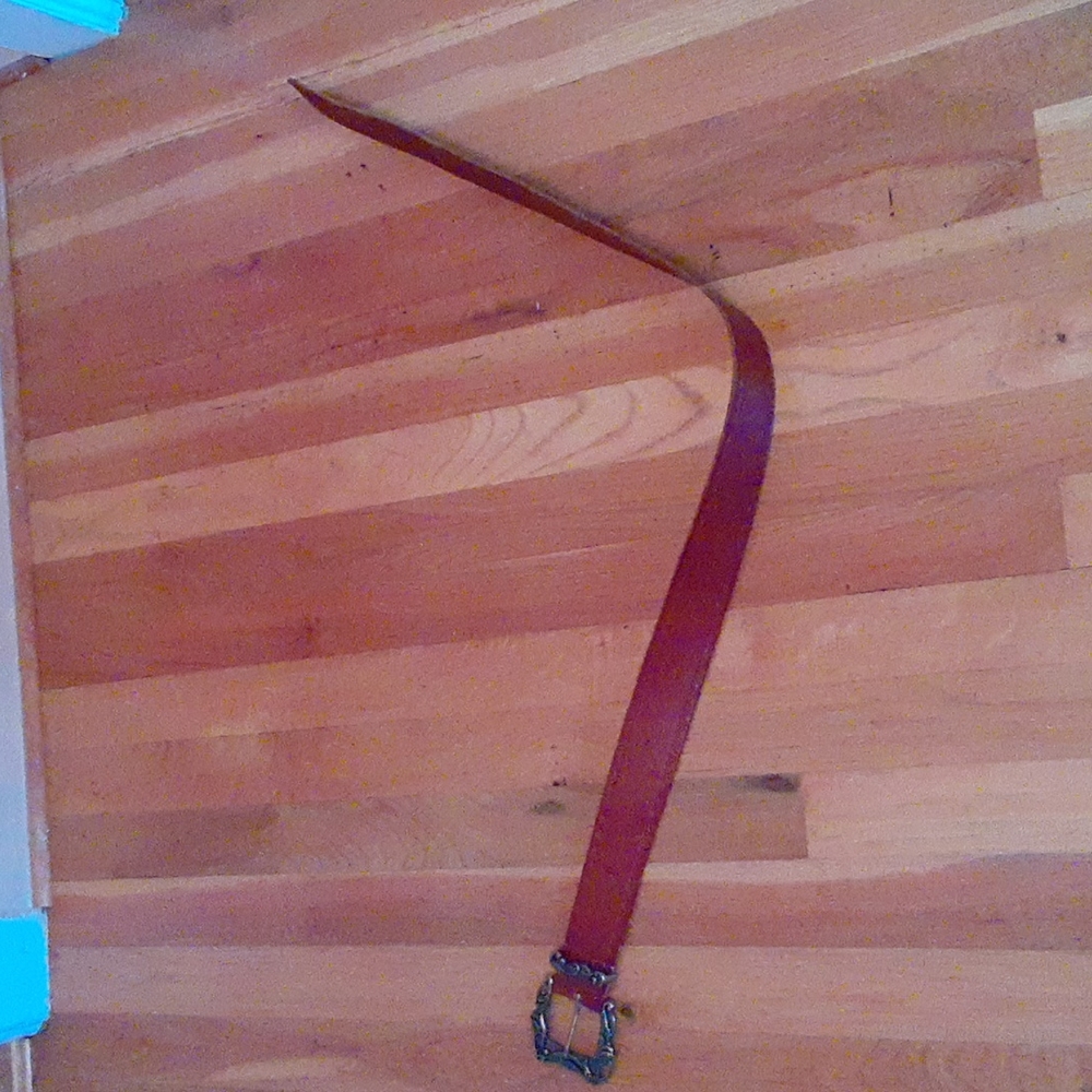 Linea Pelle Genuine Leather belt size M